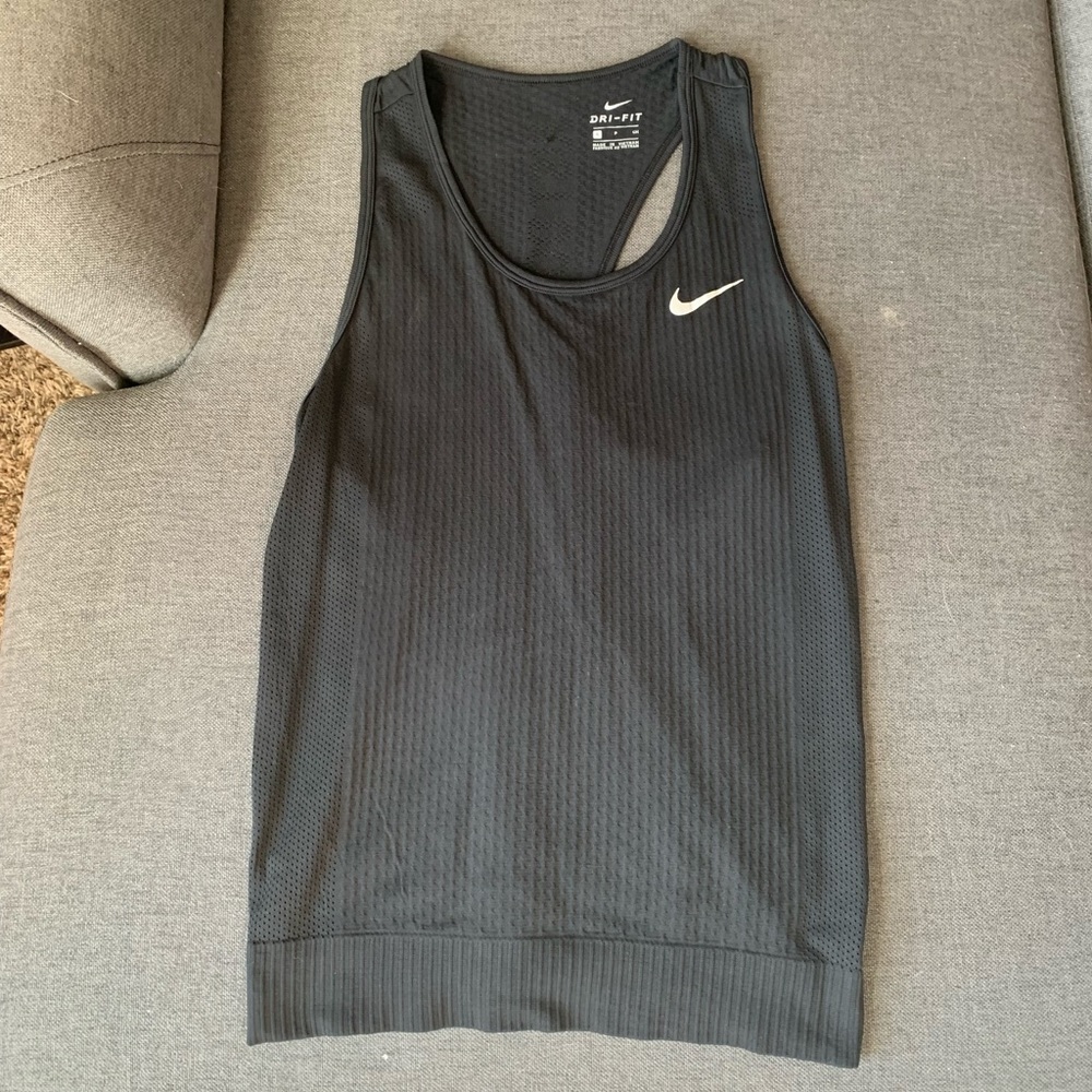 Black Nike Work Out Tank